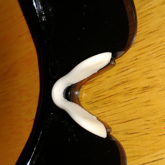 Designer SunGlass - Picture 7 of 8